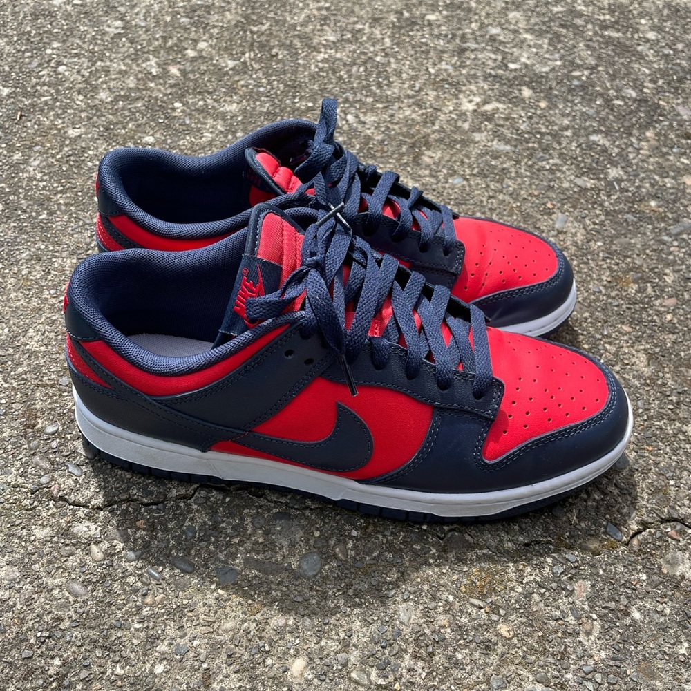 Nike Men's Red and Blue Sneakers